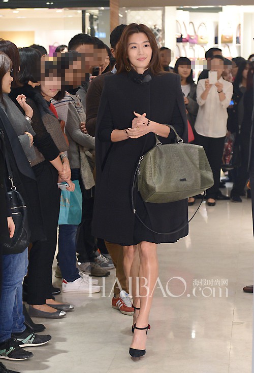 D525D6B9A9AAE3F3C28BB0C0.jpg D525D6B9A9AAE3F3C28BB0C0.jpg