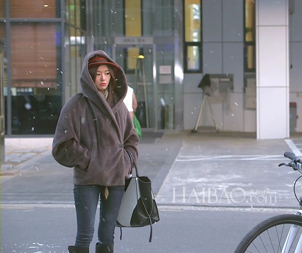 D525A6E8AC86FAF1C1BC91BF24.jpg D525A6E8AC86FAF1C1BC91BF24.jpg