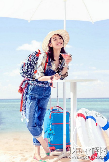 002白百何牛仔背带裙.jpg 002白百何牛仔背带裙.jpg