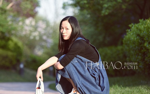 002牛仔背带裙江一燕2.jpg 002牛仔背带裙江一燕2.jpg