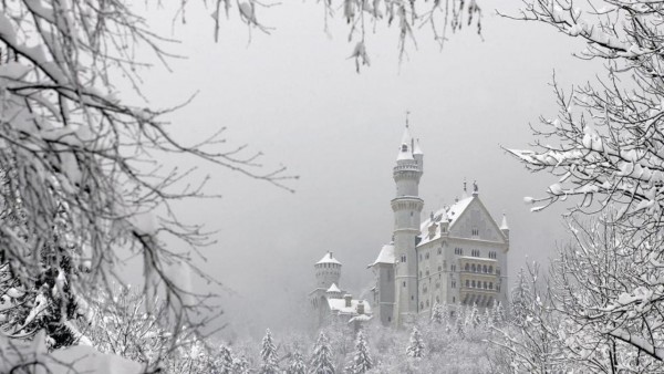 neuschwanstein2_0.jpeg neuschwanstein2_0.jpeg