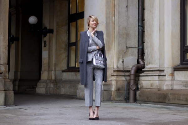 银色飞利浦林2.jpg 银色飞利浦林2.jpg