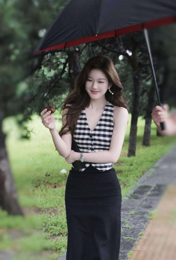 10知识分子风-格子马甲.jpg 10知识分子风-格子马甲.jpg