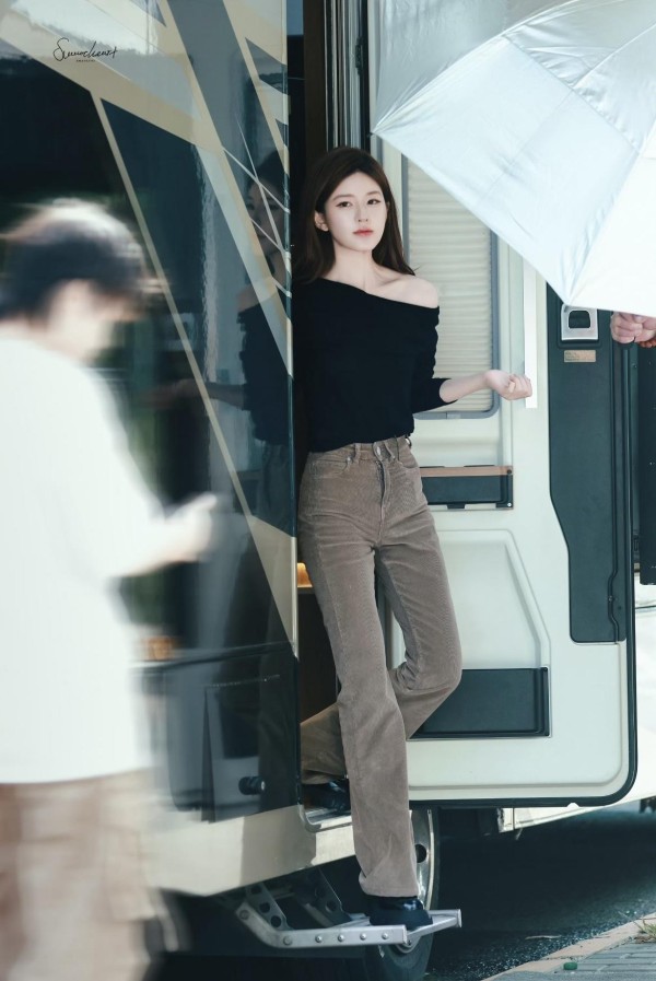 10知识分子风-灯芯绒裤.jpg 10知识分子风-灯芯绒裤.jpg