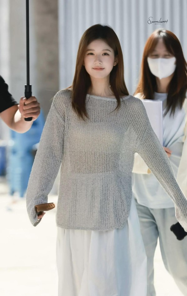 15微透罩衫-3.jpg 15微透罩衫-3.jpg