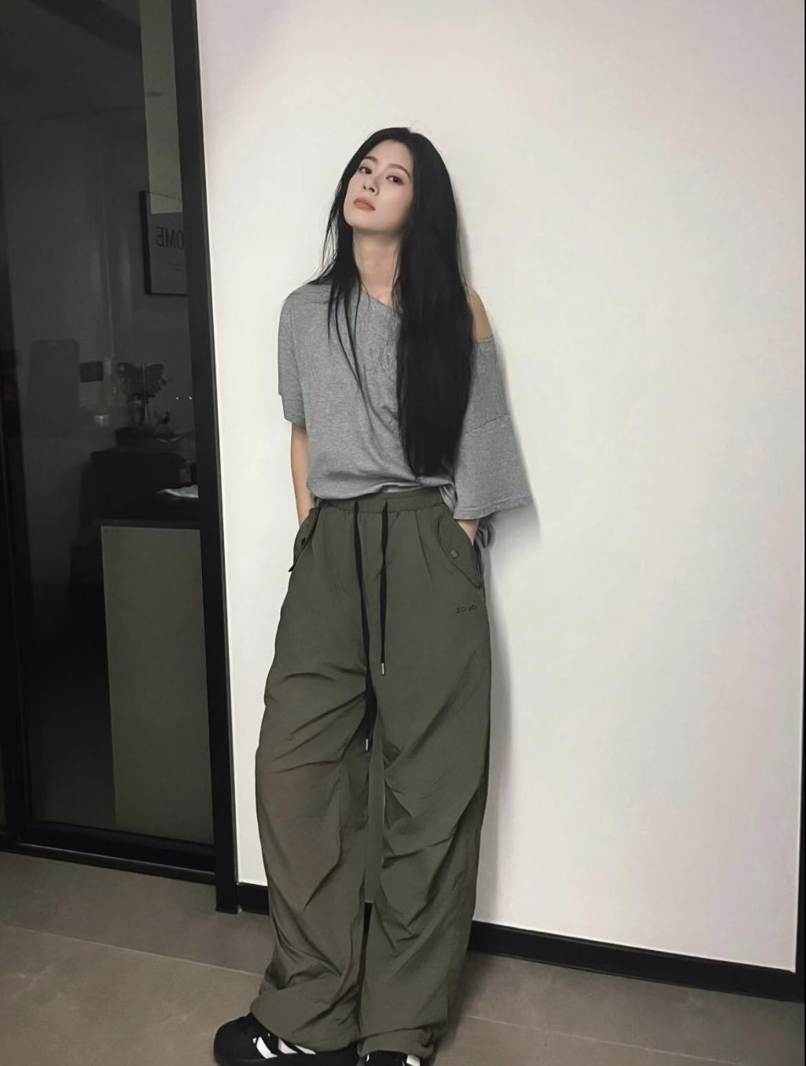 03_赵昭仪_裤zauo_衫Ehk.jpg 03_赵昭仪_裤zauo_衫Ehk.jpg